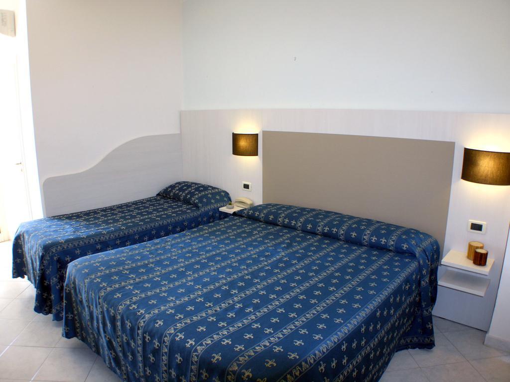Hotel Europa Park Lido di Spina Eksteriør bilde